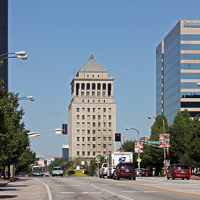 Civil Courts Building by Ryan Hildebrand