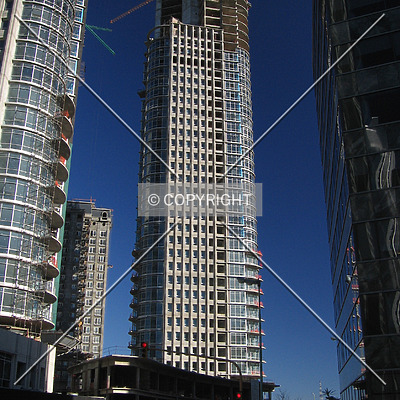 Mulieris torre Sur by Maximiliano Buono