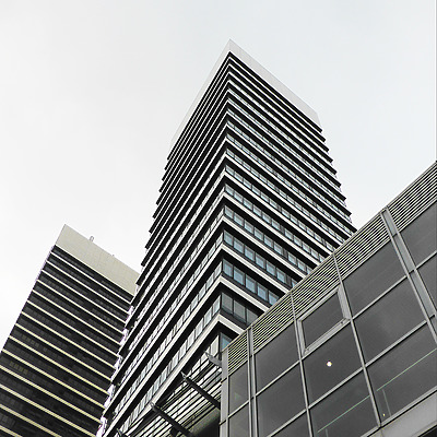 Mundsburg Office Tower by Der Hamburger