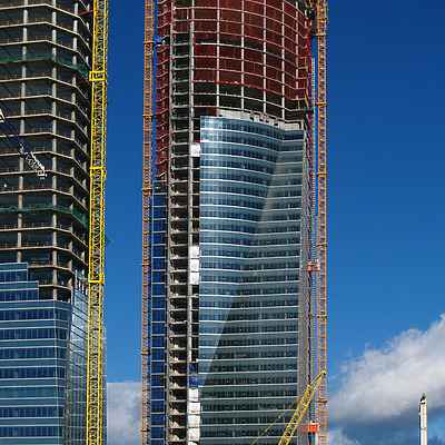 Torre Espacio by Cesar Serrano