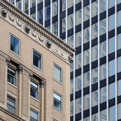 JPMorgan Chase Tower by David Guija