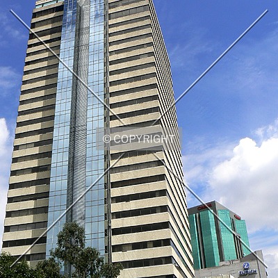 Residencial Palmas Kamerún by Luis Ibáñez