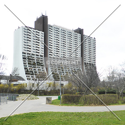 Wohnpark Alterlaa - Block A1-A4 by Nephilim