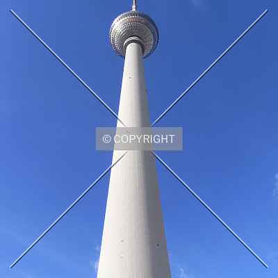 Berliner Fernsehturm by Jörg Berkemeyer