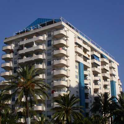 Edificio Torremarina by Cesar Serrano