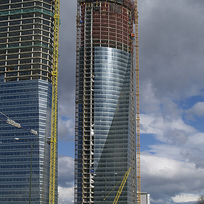 Torre Espacio by Cesar Serrano