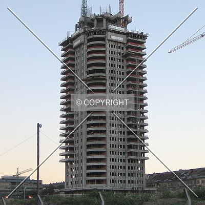 Torre Renoir 1 by Maximiliano Buono