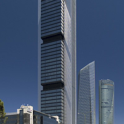 Torre Caja Madrid by Cesar Serrano