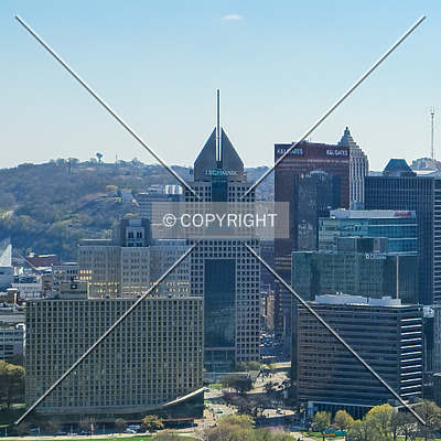 Fifth Avenue Place by Ryan Hildebrand
