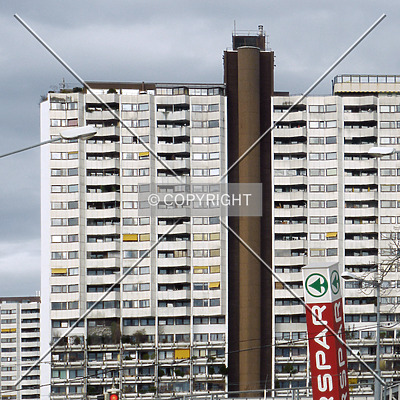 Wohnpark Alterlaa - Block A1-A4 by Nephilim