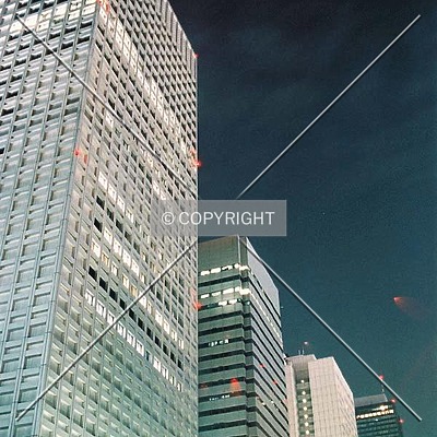 KDDI Building by Andrew Stewart