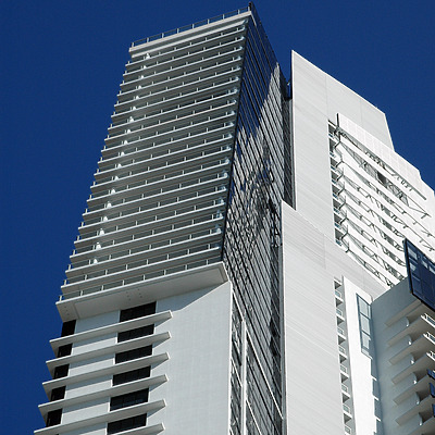 Circle on Cavill North Tower by John Bek