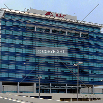 Edificio Pellas by Jorge Molina