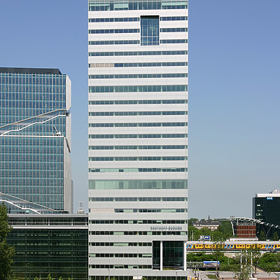 Ito-Toren by Michiel van Dijk