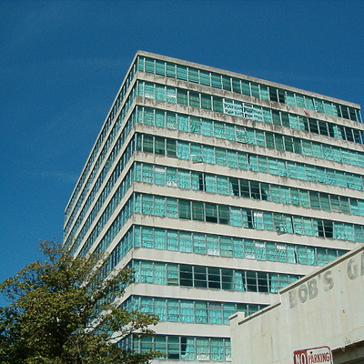 Drayton Towers by Rodney Gunn