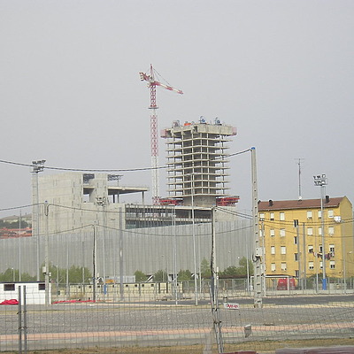 Torre BEC by Mikel Allende