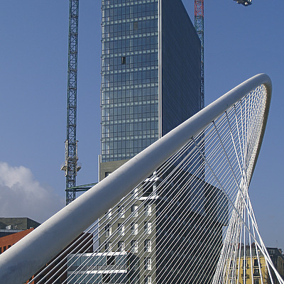 Isozaki Atea II by Cesar Serrano