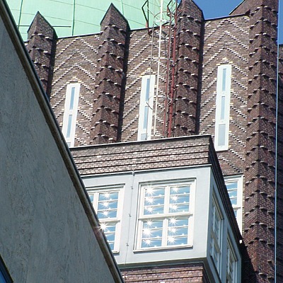 Anzeiger Hochhaus by Pedro Marcelino