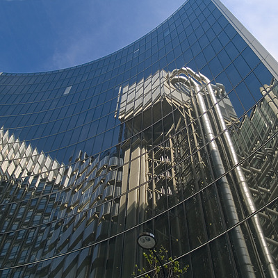 The Willis Building by Cesar Serrano