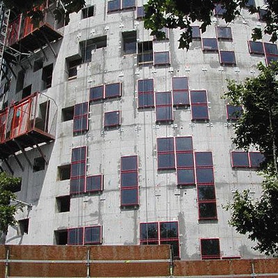 Torre Agbar by David Guija