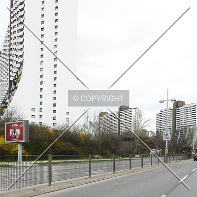 Wohnpark Alterlaa - Block B1-B2 by Nephilim