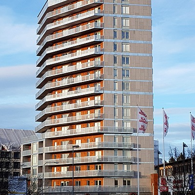 Regnbågsgatan 7 by Robin Spetz