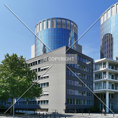 Haus der Wirtschaft - Turm 2 by Nephilim