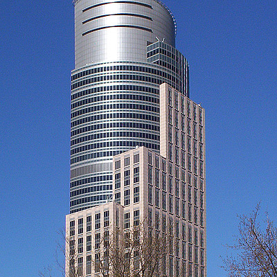 Warsaw Trade Tower by Pavel Toczynski