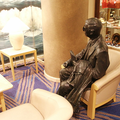 Hotel Pullman Paris Montparnasse by Daniel Kieckhefer