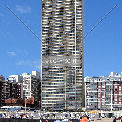 Edificio Demetrio Eliades by Maximiliano Buono