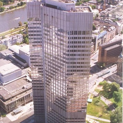 Bankgebäude BfG by Marshall Gerometta