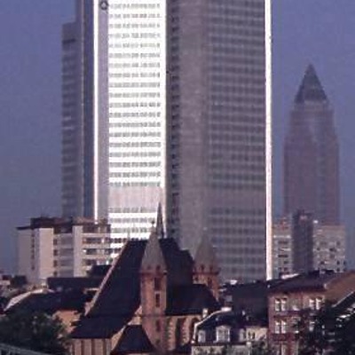 Bankgebäude BfG by John Cahill