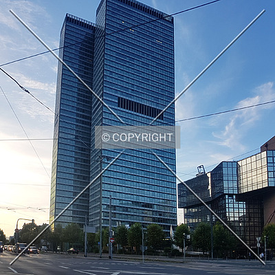 City-Hochhaus by Nephilim