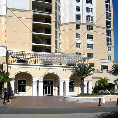 Parkshore Plaza by Jorge Molina