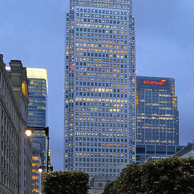 One Canada Square by Cesar Serrano