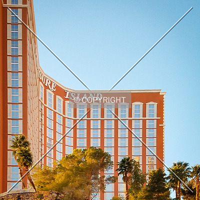 Treasure Island Hotel & Casino by Ryan Hildebrand