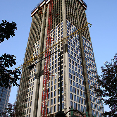 OpernTurm by Daniel Kieckhefer