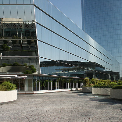 Kingdom Centre by Daniel Kieckhefer