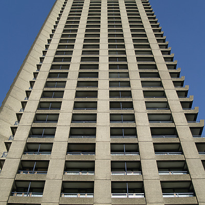Shakespeare Tower by Cesar Serrano