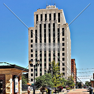 Illinois Building by Ryan Hildebrand