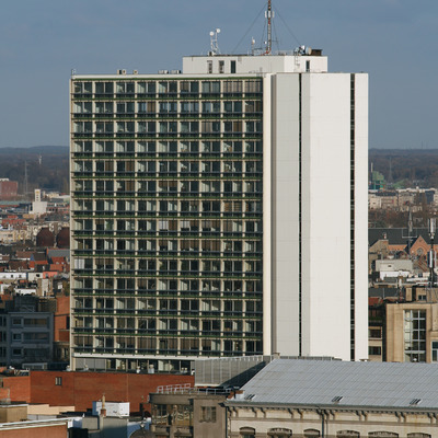 Theater Building by Michiel van Dijk