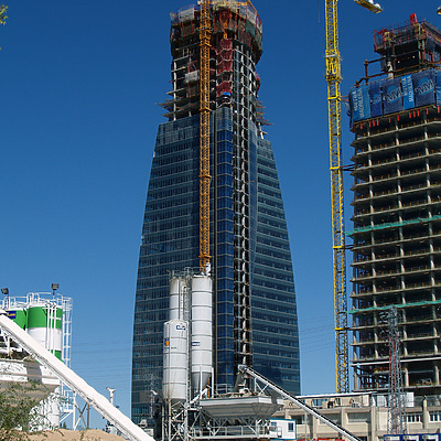 Torre Espacio by Cesar Serrano