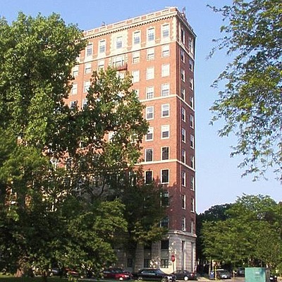 2450 North Lakeview by Daniel Kieckhefer