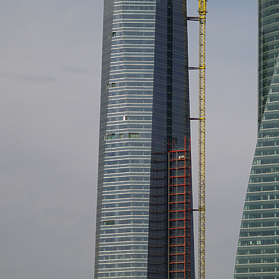 Torre de Cristal by Cesar Serrano