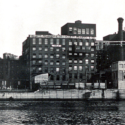 433 River Street by Library of Congress -   Haines Photo Company