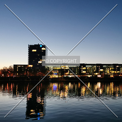 Allianz-Kai by Nephilim