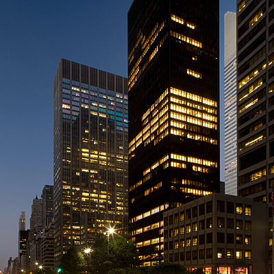 Seagram Building by Pavel Toczynski