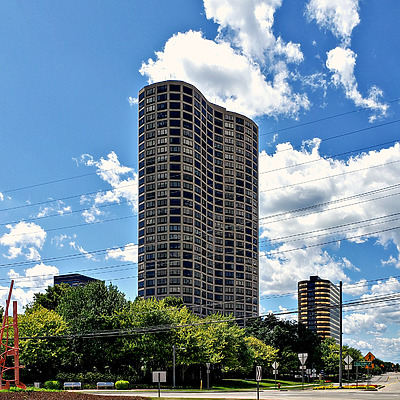 5000 Town Center by Ryan Hildebrand