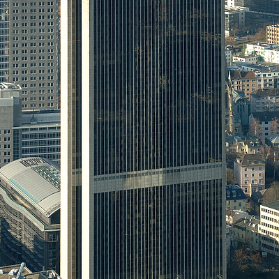 Frankfurter Büro Center by David Guija