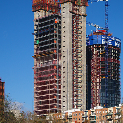 Torre Caja Madrid by Cesar Serrano